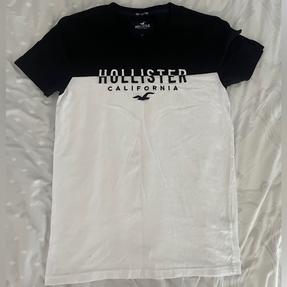 Hollister T-shirt